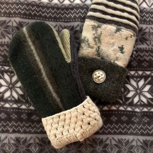 Baabaazuzu fleece lined wool mittens